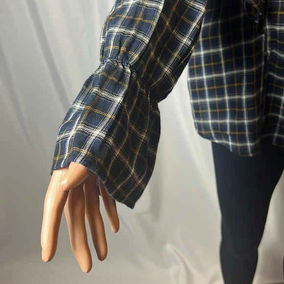 Abound Flannel Button Down Plaid Size M with Ruffles Long Sleeve - Picture 4 of 9